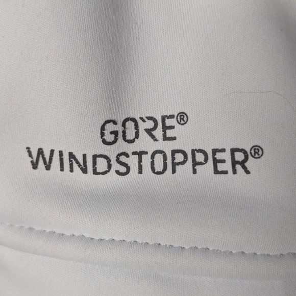 Cabela's Gore Windstopper in light gray size small with drawstring hem & hood - Picture 4 of 16